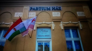 partiumhaz